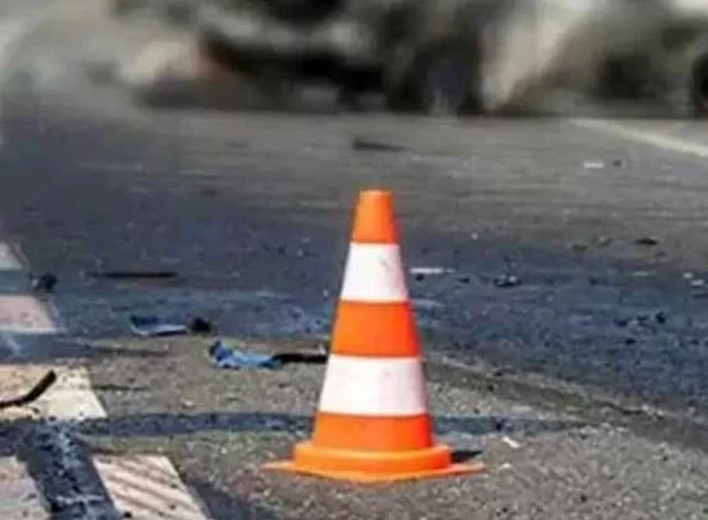 تیزرفتاری سے پانچ نوجوان جاں بحق تیزرفتاری سے پانچ نوجوان جاں بحق
