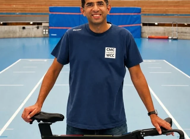 ہارون نے UCI انٹرن شپ مکمل کی۔