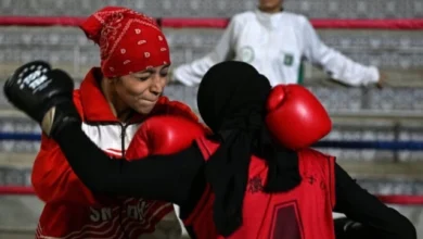 پاکستان کی لڑکیاں باکسنگ رنگ میں اپنی جگہ کے لیے لڑ رہی ہیں۔