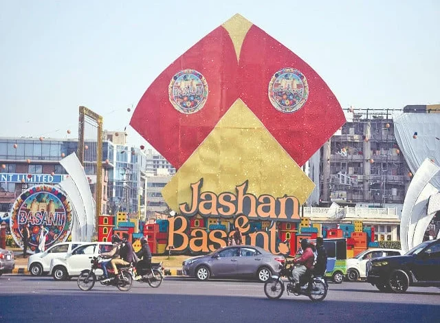 پتنگ میلہ کی واپسی: پنجاب کے وزیراعلیٰ نے اگلے سال بسنت کے لیے 12-14 مارچ کو منایا