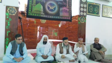 میلاد کی تیاری سفید پوشاک کی مانگ کو بڑھا دیتی ہے۔