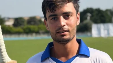 فاروق نے پریذیڈنٹ ٹرافی میں 14 چھکے لگا کر ریکارڈ توڑ دیا۔ فاروق نے پریذیڈنٹ ٹرافی میں 14 چھکے لگا کر ریکارڈ توڑ دیا۔