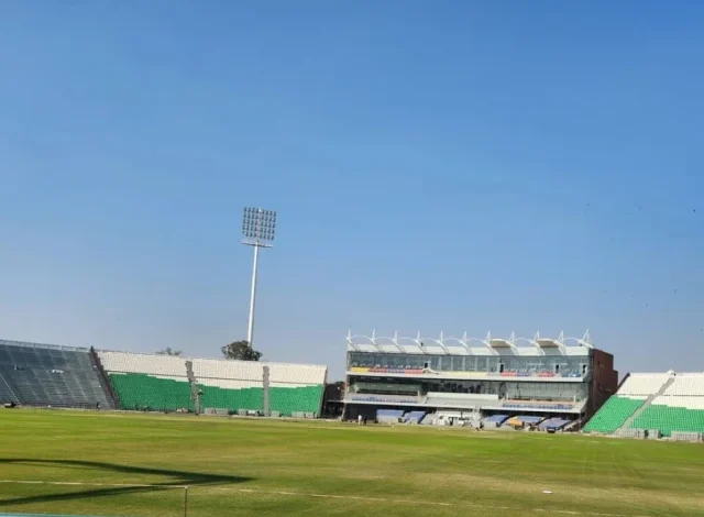 دس روپے کی تصویر
