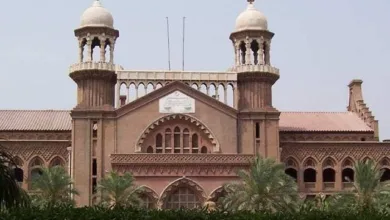 LHC نے PMDC کی ہدایات کو معطل کر دیا ہے جس میں افغان میڈیکل طلباء کو وطن واپس آنے کا حکم دیا گیا ہے۔