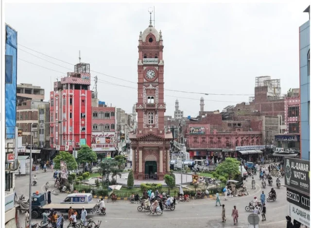 فیصل آباد میں بھگت سنگھ کی یادگار، نہر کے کنارے واکنگ ٹریکس کا منصوبہ ہے۔