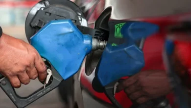 ایندھن کی قیمتوں کا جھٹکا مسافروں کے لیے دوہرا عذاب لاتا ہے۔