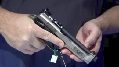 آدمی نے بھائی، عورت کو گولی مار دی۔ آدمی نے بھائی، عورت کو گولی مار دی۔
