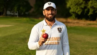 کنگزمین اکیڈمی کی پی ٹی وی کے خلاف زبردست جیت میں الیاس نے دھوم مچا دی۔ کنگزمین اکیڈمی کی پی ٹی وی کے خلاف زبردست جیت میں الیاس نے دھوم مچا دی۔