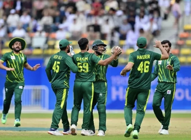 پاکستان نے اتوار سے ایشین گیمز کی تیاری شروع کر دی ہے۔ پاکستان نے اتوار سے ایشین گیمز کی تیاری شروع کر دی ہے۔