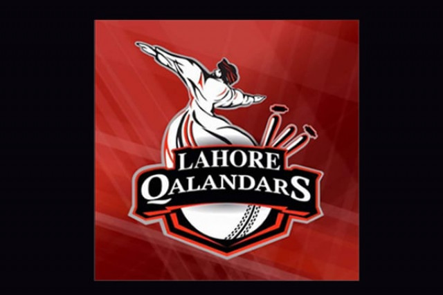 لاہور ڈینگی کے مزے لے رہا ہے۔