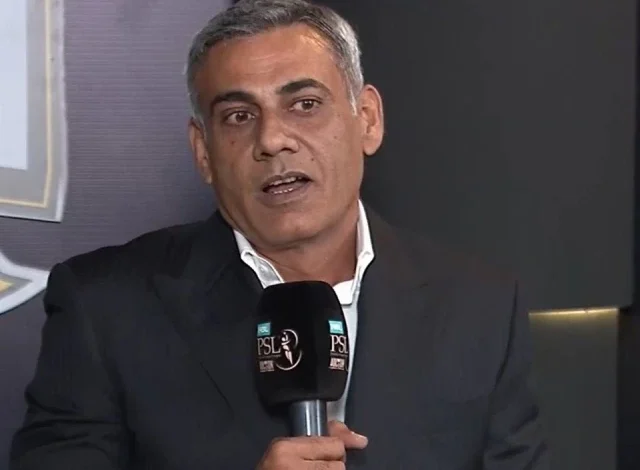 فواد نے پی ایس ایل کی ساتھی فرنچائزز پر تنقید کی۔ فواد نے پی ایس ایل کی ساتھی فرنچائزز پر تنقید کی۔