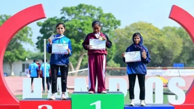 ماہنور نے سندھ کا پہلا طلائی تمغہ جیتا۔