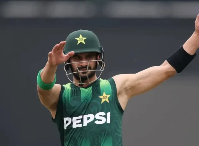 ہوم سیریز کے لیے پاکستان نے ٹی ٹوئنٹی اور ون ڈے سکواڈز کا اعلان کر دیا۔ ہوم سیریز کے لیے پاکستان نے ٹی ٹوئنٹی اور ون ڈے سکواڈز کا اعلان کر دیا۔