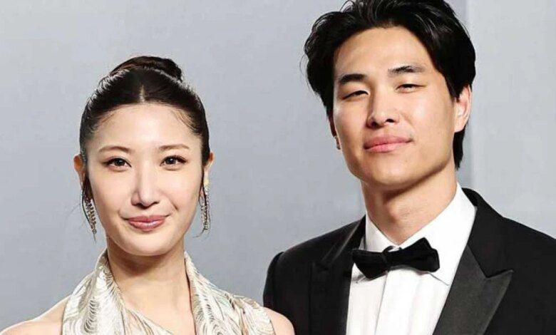 ‘KPop ڈیمن ہنٹرز’ اسٹار EJAE منگیتر سیم کم کے ساتھ شادی کے بندھن میں بندھ گیا۔ ‘KPop ڈیمن ہنٹرز’ اسٹار EJAE منگیتر سیم کم کے ساتھ شادی کے بندھن میں بندھ گیا۔