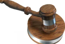 کمرہ عدالت پر حملے میں سول جج زخمی