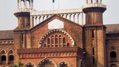 لاہور ہائیکورٹ نے قتل کیس میں عمر قید کی سزا پانے والے شخص کو بری کر دیا۔