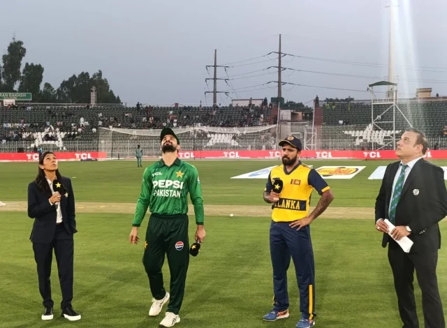 سری لنکا نے ٹی ٹوئنٹی سیریز کے پہلے میچ میں پہلے بیٹنگ کا فیصلہ کیا ہے۔