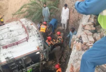 حافظ آباد میں بس نالے میں گرنے سے 5 افراد جاں بحق، متعدد زخمی، ریسکیو 1122