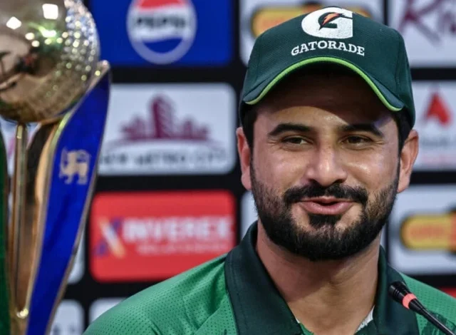 فرحان کو امید ہے کہ سری لنکا کے T20Is میں پاکستان کا نیا کمبی نیشن سامنے آئے گا۔ فرحان کو امید ہے کہ سری لنکا کے T20Is میں پاکستان کا نیا کمبی نیشن سامنے آئے گا۔