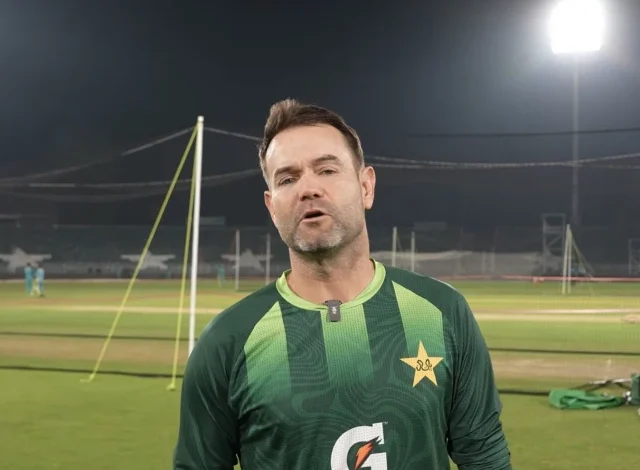 اسمتھ کی نظریں ورلڈ کپ کے لیے بیٹنگ کی گہرائی پر ہیں۔