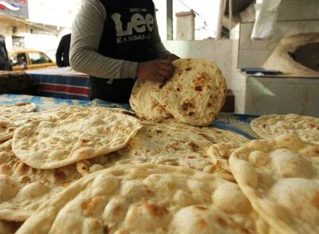 نانبائیوں نے صارفین سے مہنگائی میں اضافہ کیا۔