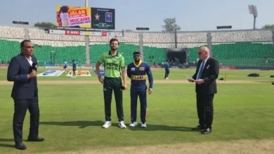 سری لنکا نے پاکستان کے خلاف پہلے باؤلنگ کا فیصلہ کیا۔